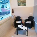 House Free Wi-fi And Air Condition Nocleg ze śniadaniem 3*