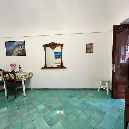 住宿加早餐酒店 House Free Wi-fi And Air Condition 波西塔諾
