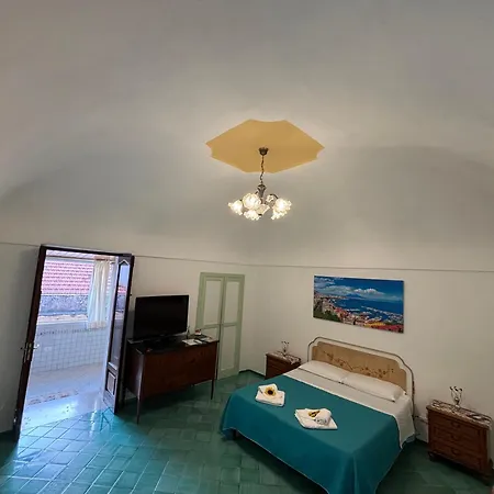 House Free Wi-fi And Air Condition Nocleg ze śniadaniem 3*