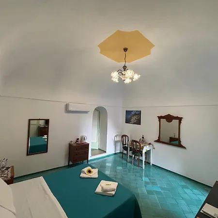 House Free Wi-fi And Air Condition Nocleg ze śniadaniem 3*